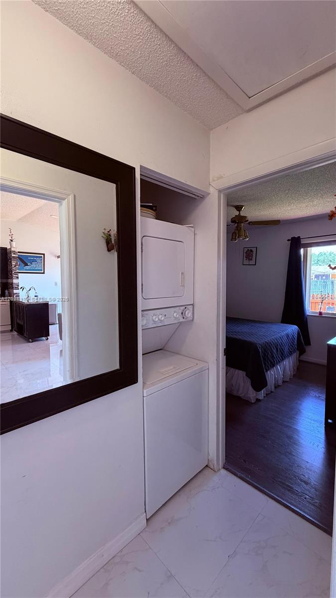 MEADOWS OF MIRAMAR - Residential Lease