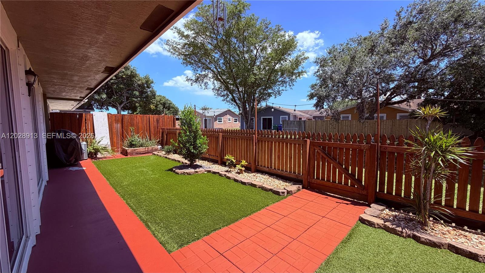 MEADOWS OF MIRAMAR - Residential Lease