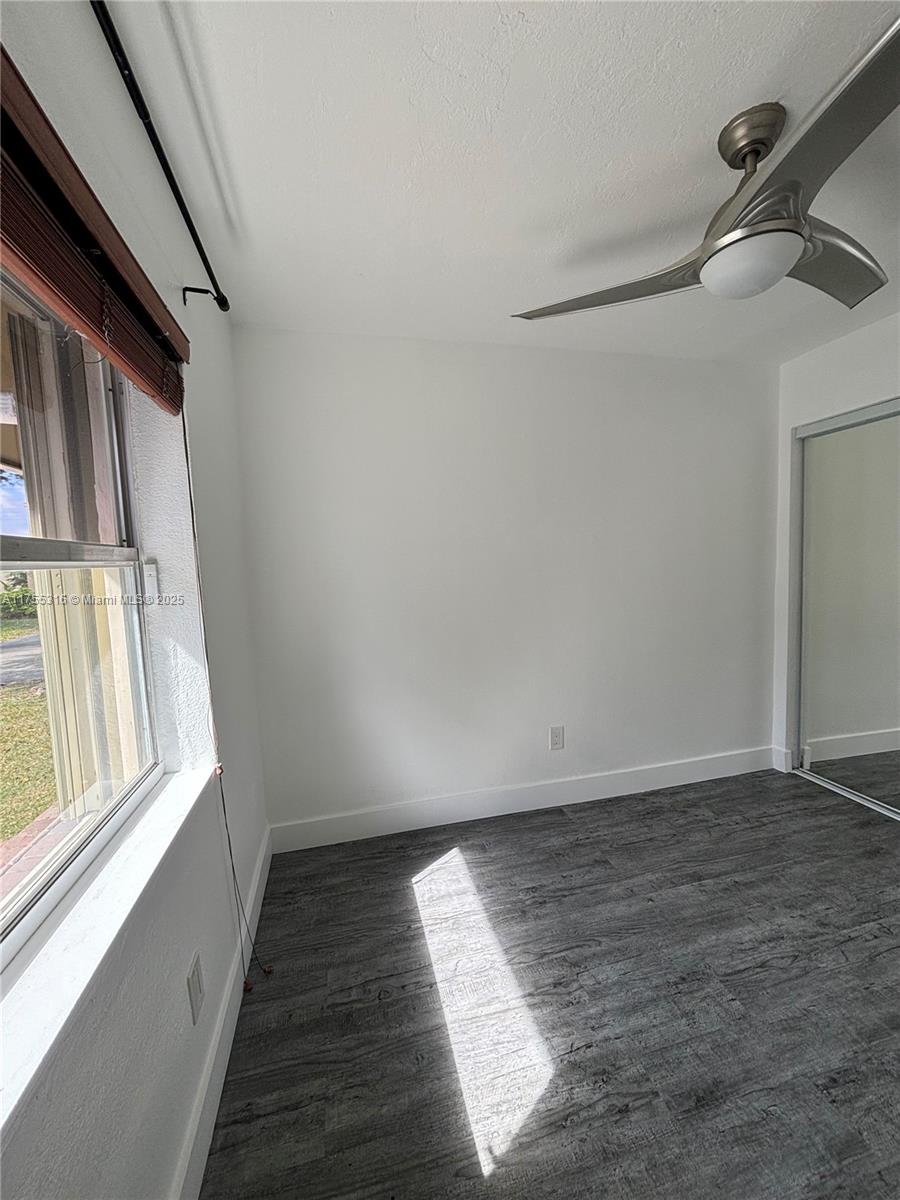 DEVON-AIRE VILLAS SEC 7 - Residential