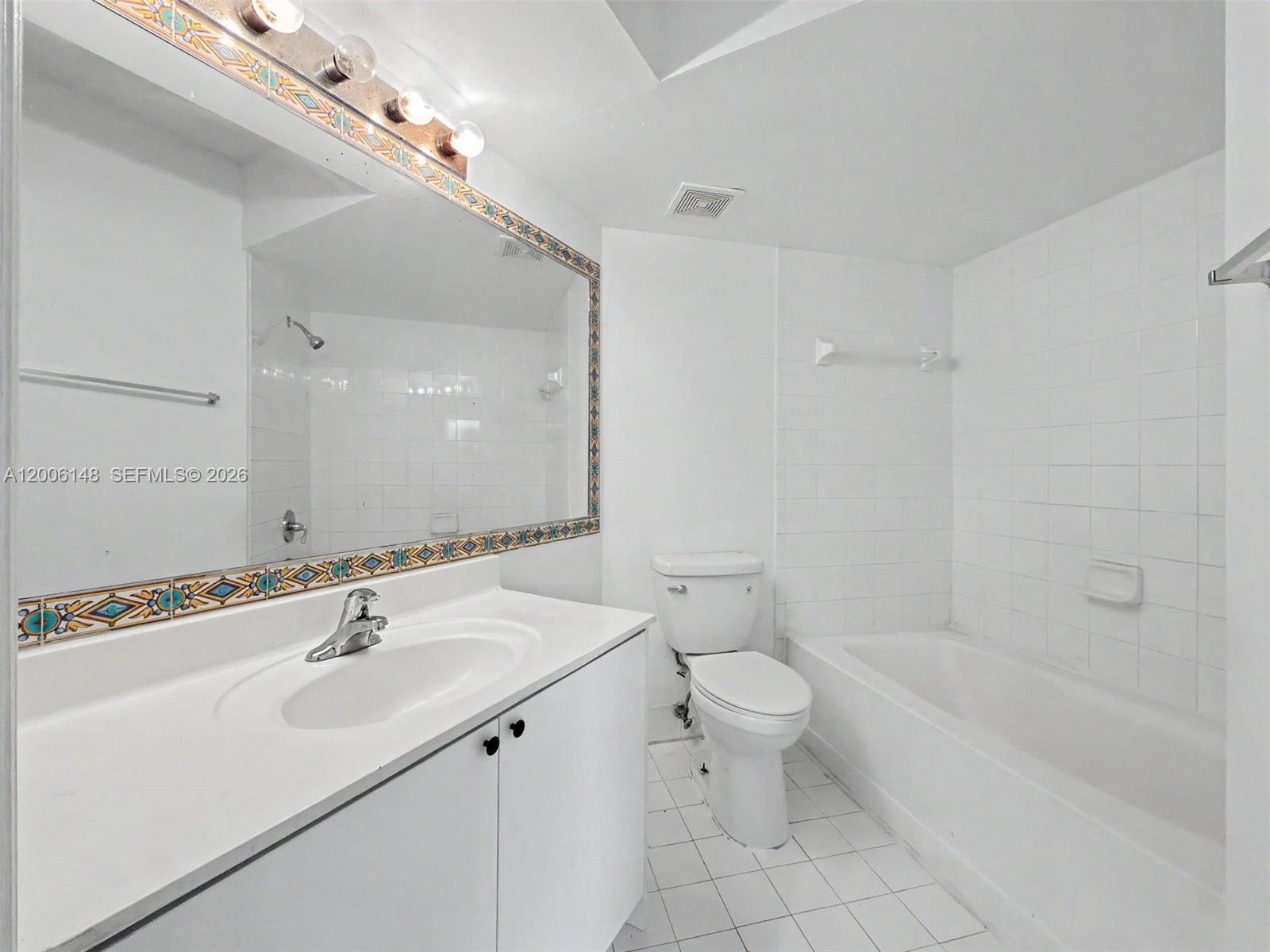 LA VIA CONDO - Residential