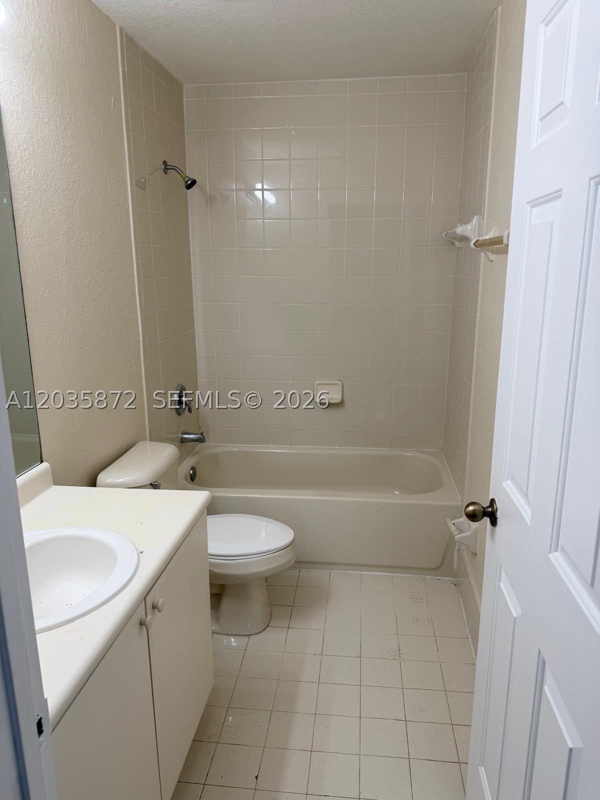 SHOMA TOWNHOMES AT KEYSCO - Residential Lease