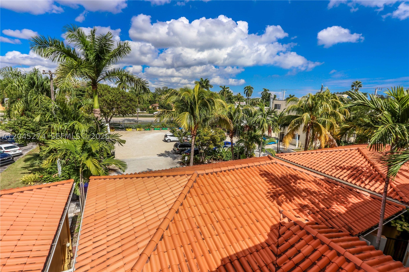 HOLLYWOOD - Residential