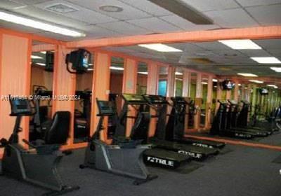 PLAZA OF AMERICAS CONDO P - Residential Lease