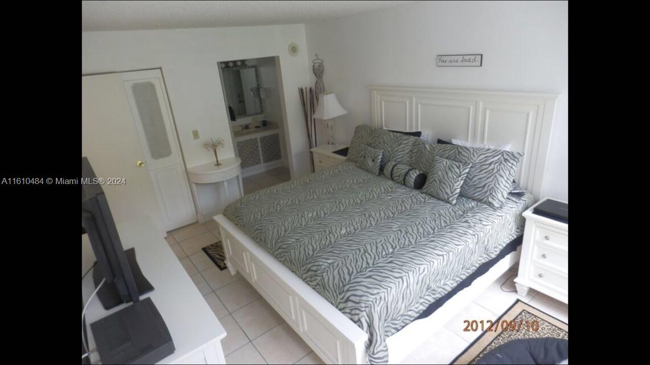 PLAZA OF AMERICAS CONDO P - Residential Lease