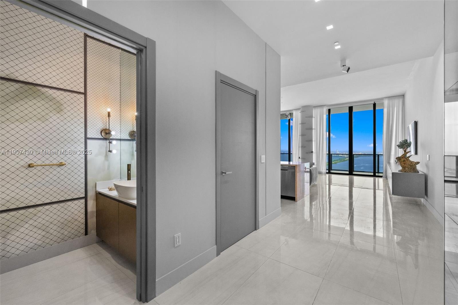 GRAN PARAISO CONDO - Residential Lease