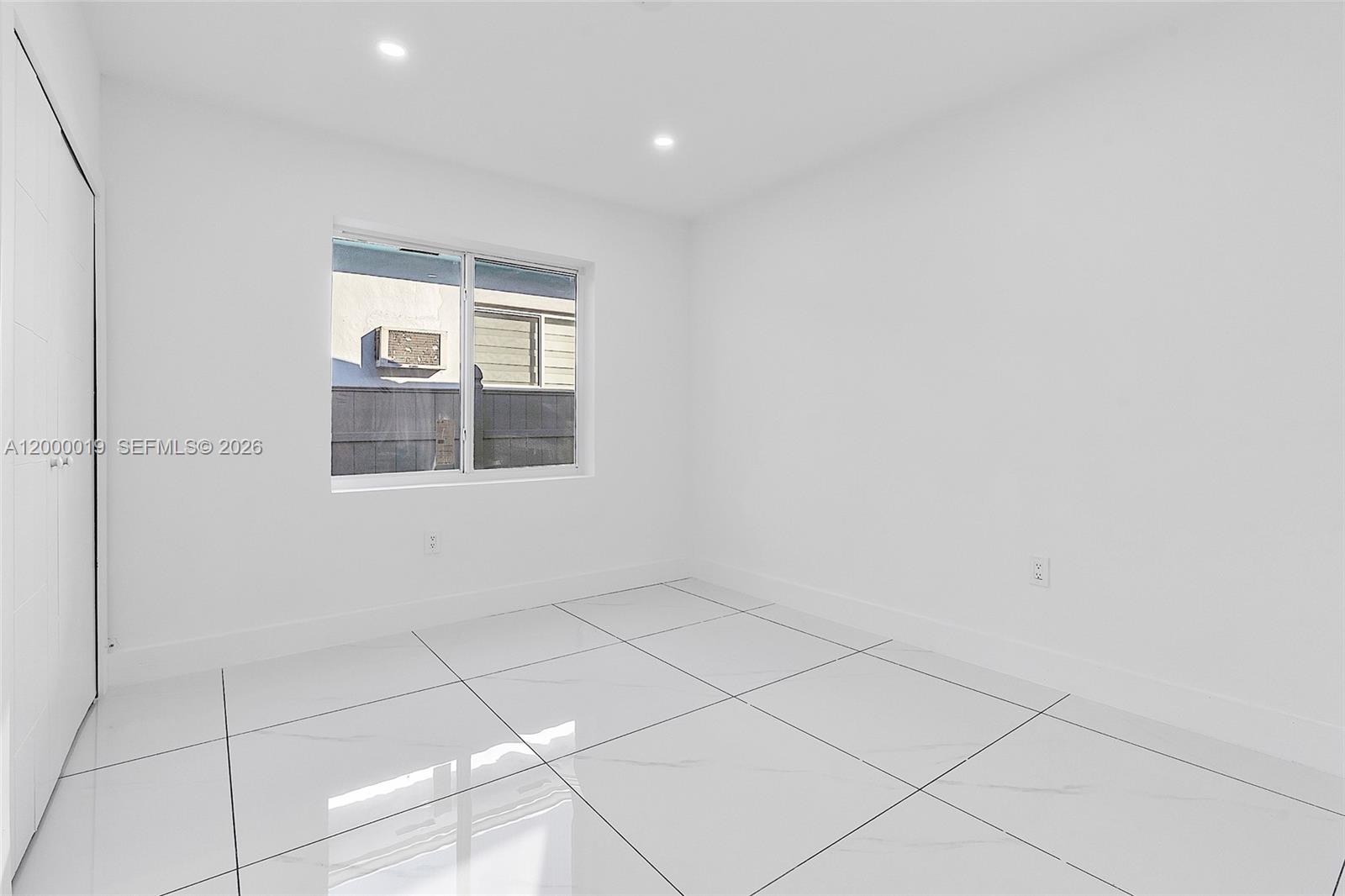 CORAL WAY CENTER AMD - Residential