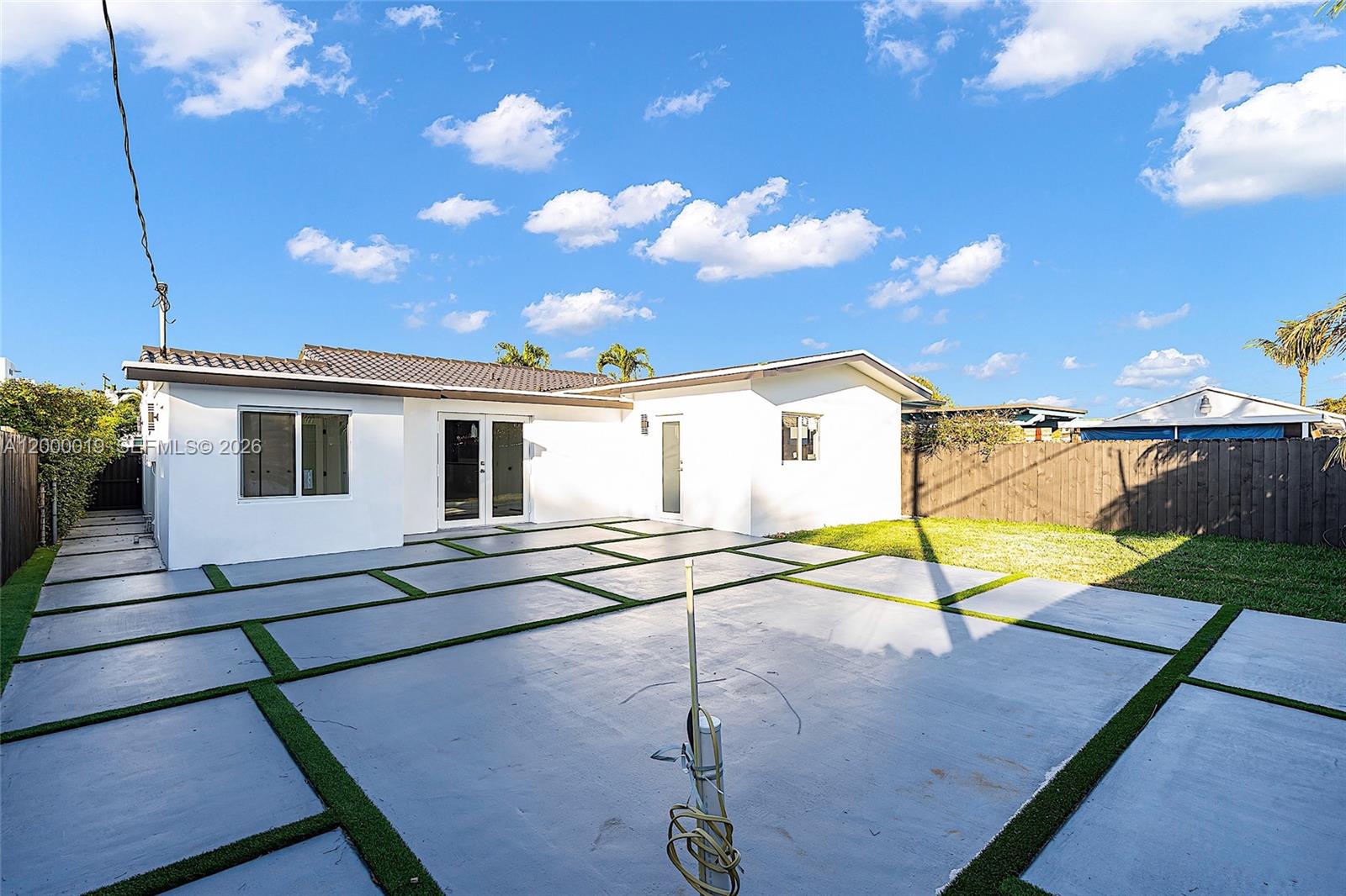 CORAL WAY CENTER AMD - Residential