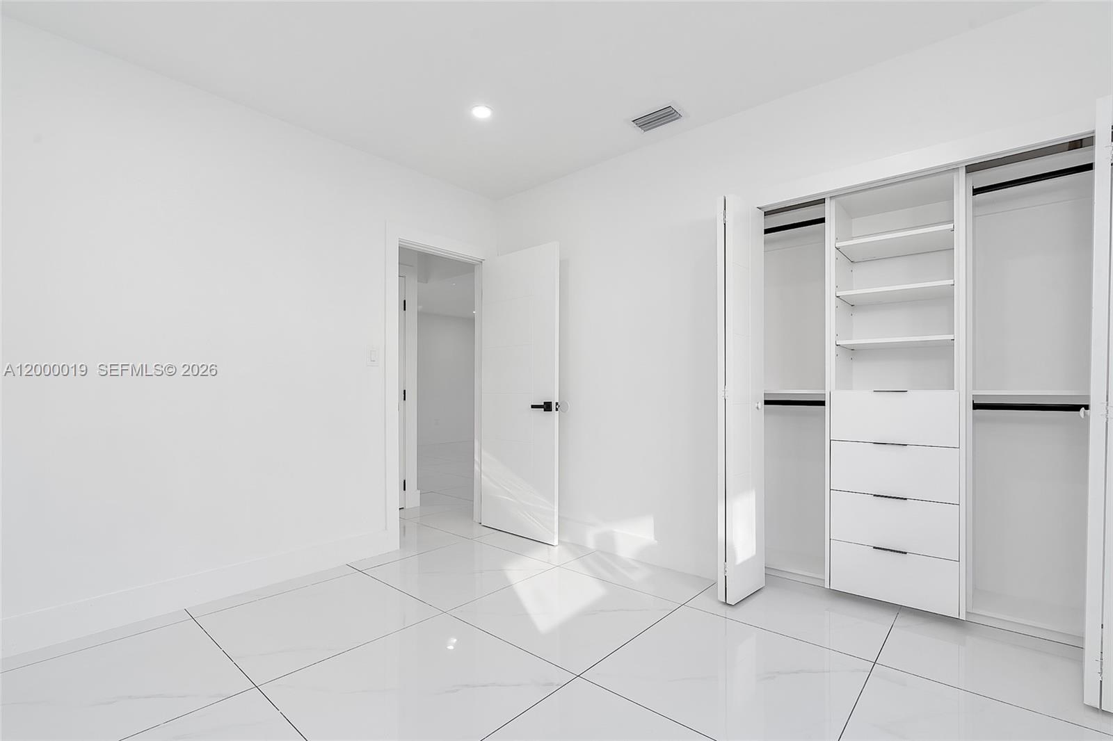 CORAL WAY CENTER AMD - Residential