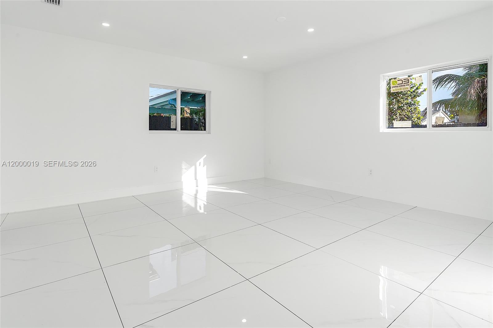 CORAL WAY CENTER AMD - Residential