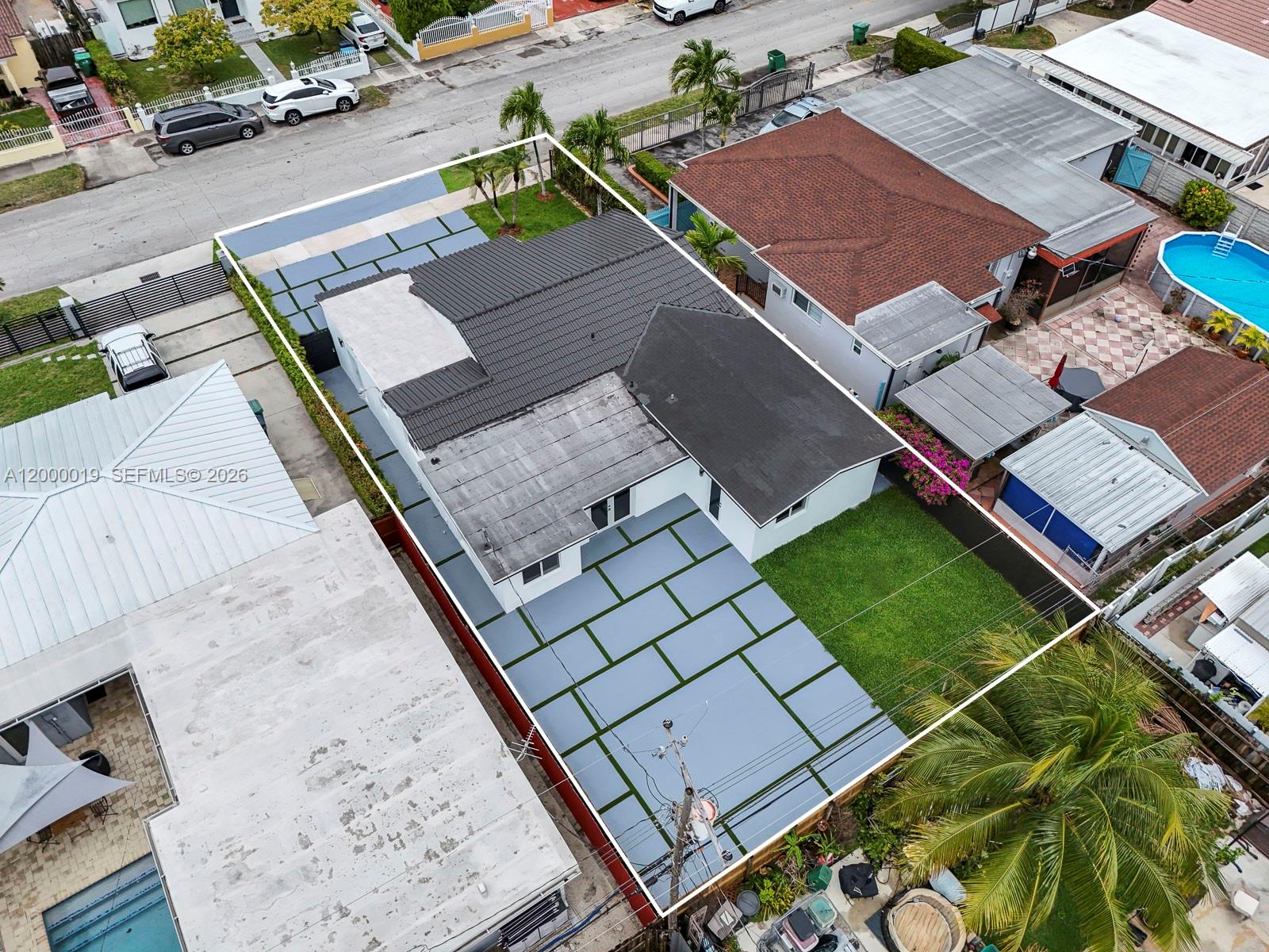 CORAL WAY CENTER AMD - Residential