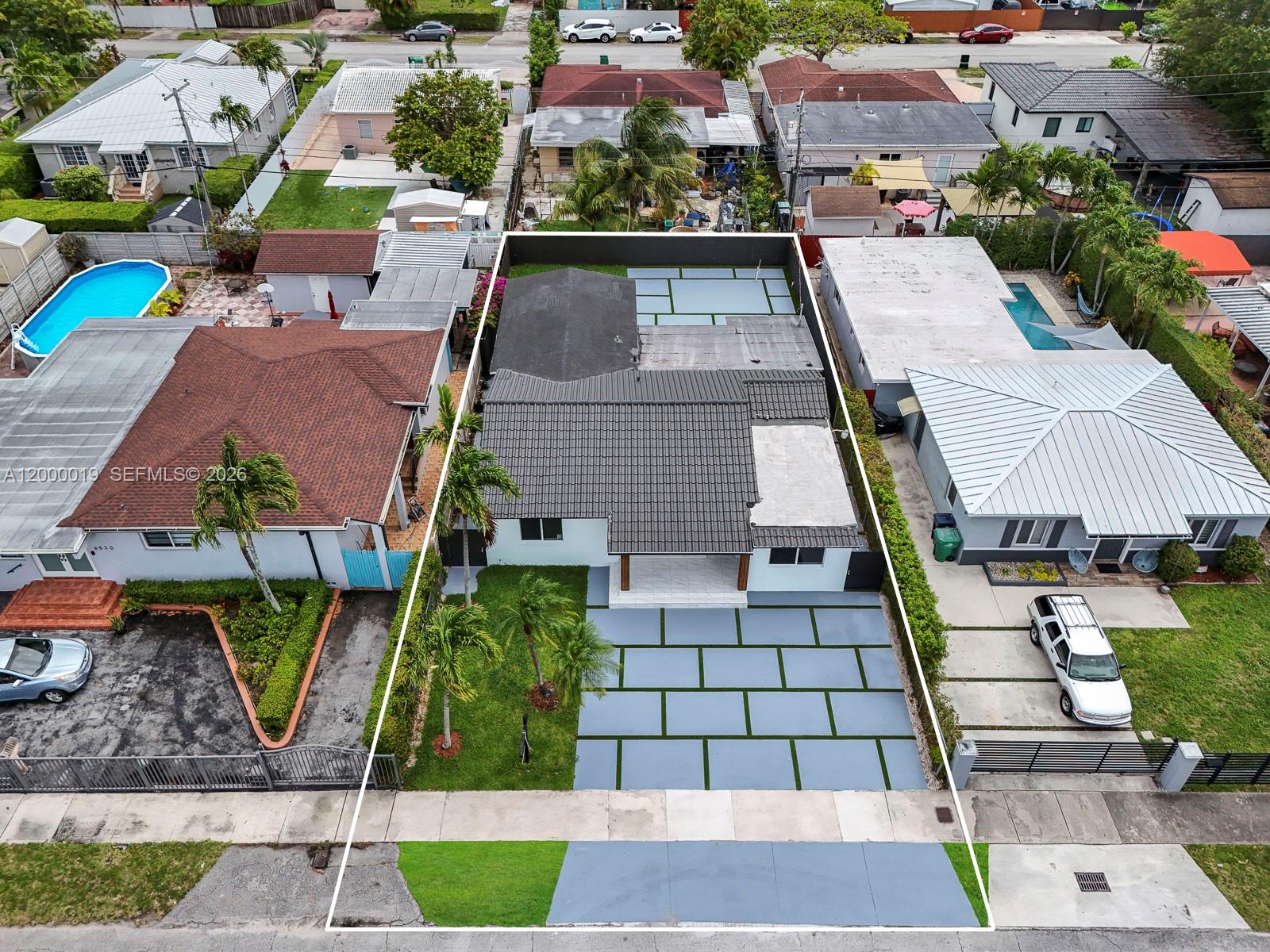 CORAL WAY CENTER AMD - Residential