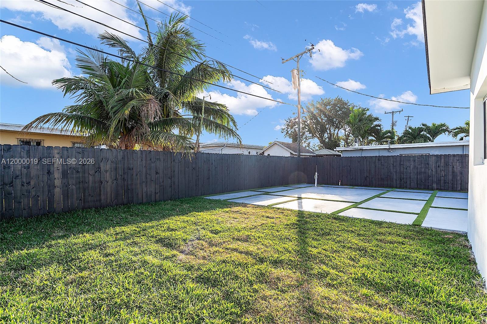 CORAL WAY CENTER AMD - Residential