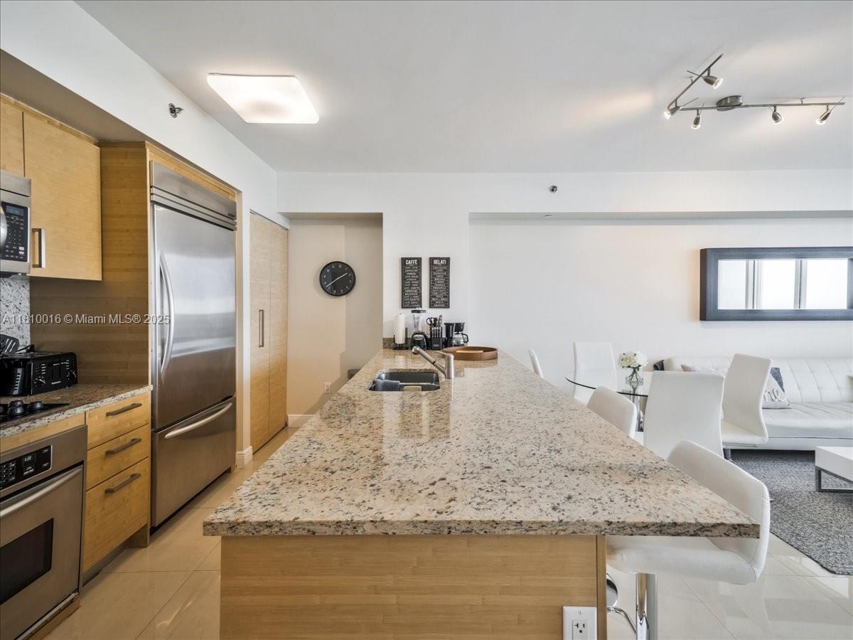 BEACH CLUB TWO CONDO - Residential