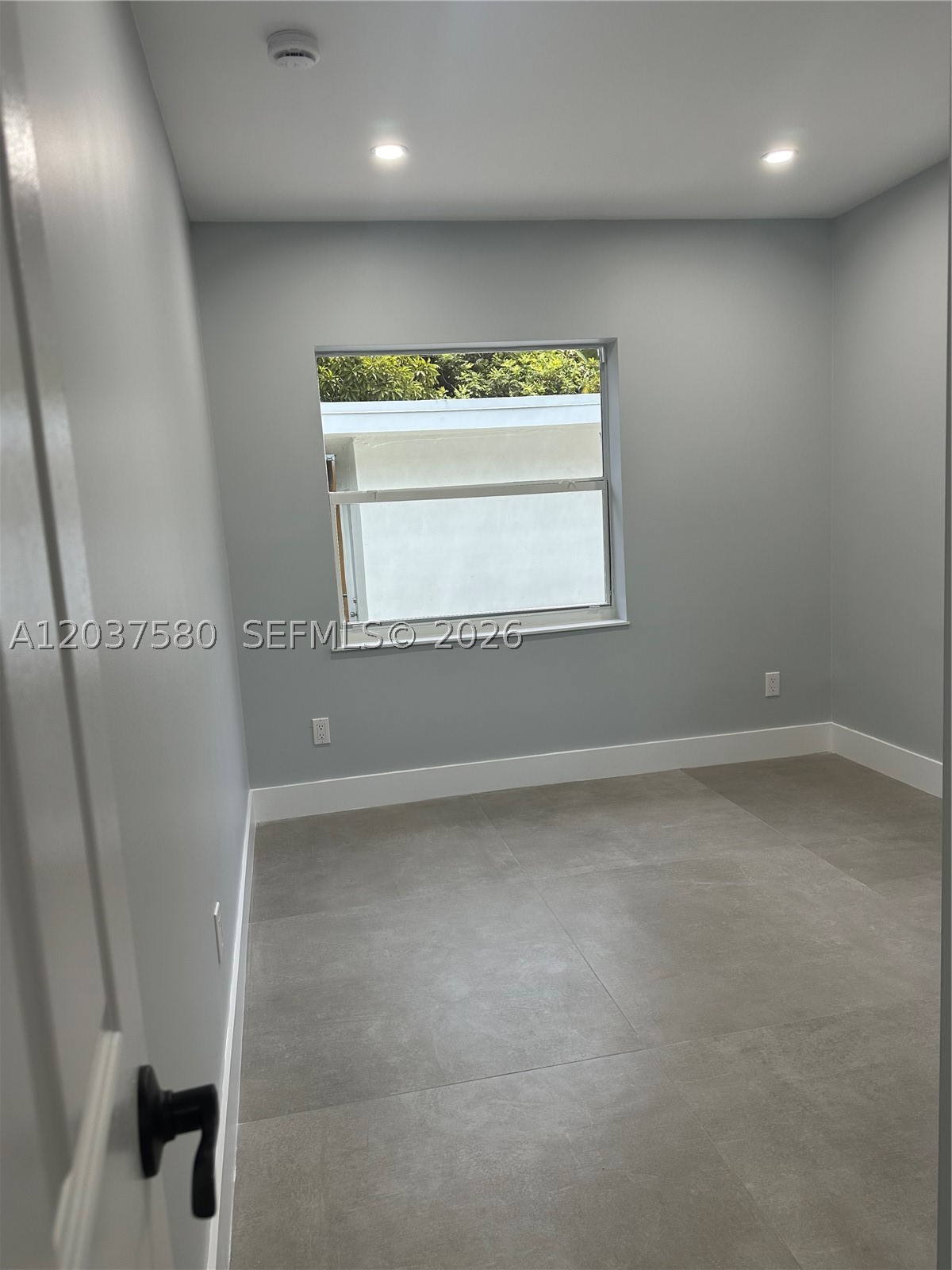 SOUTH ALLAPATTAH MANOR - Residential Lease