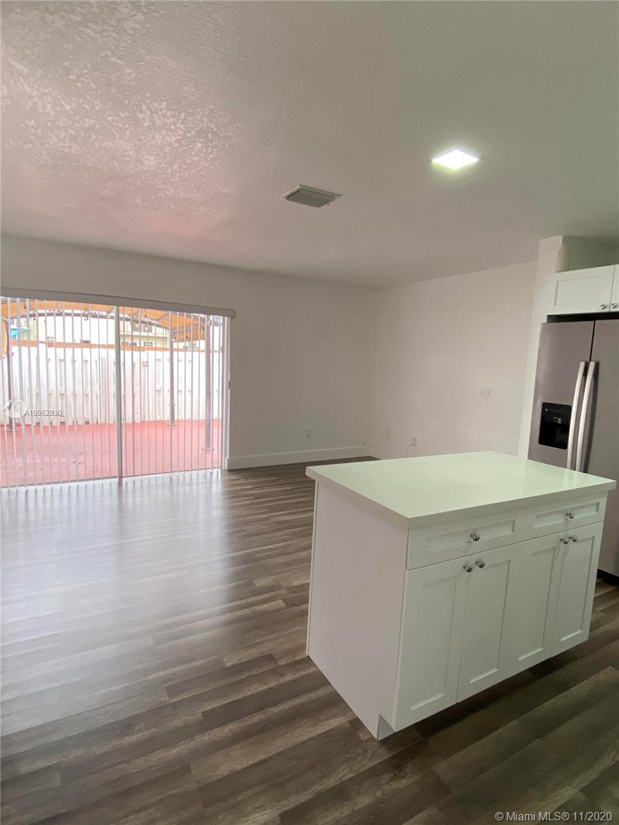 SUNSET HARBOUR SEC IV - Residential Lease