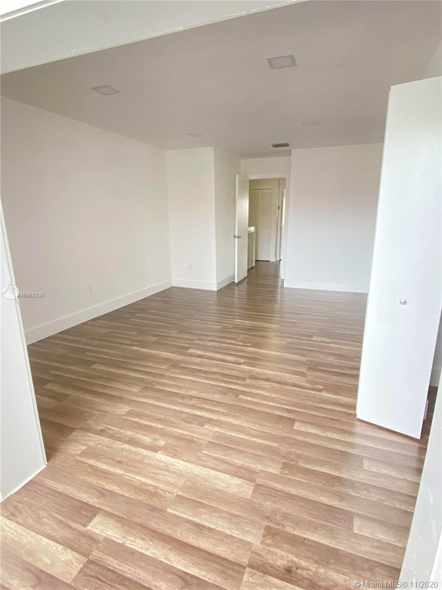 SUNSET HARBOUR SEC IV - Residential Lease
