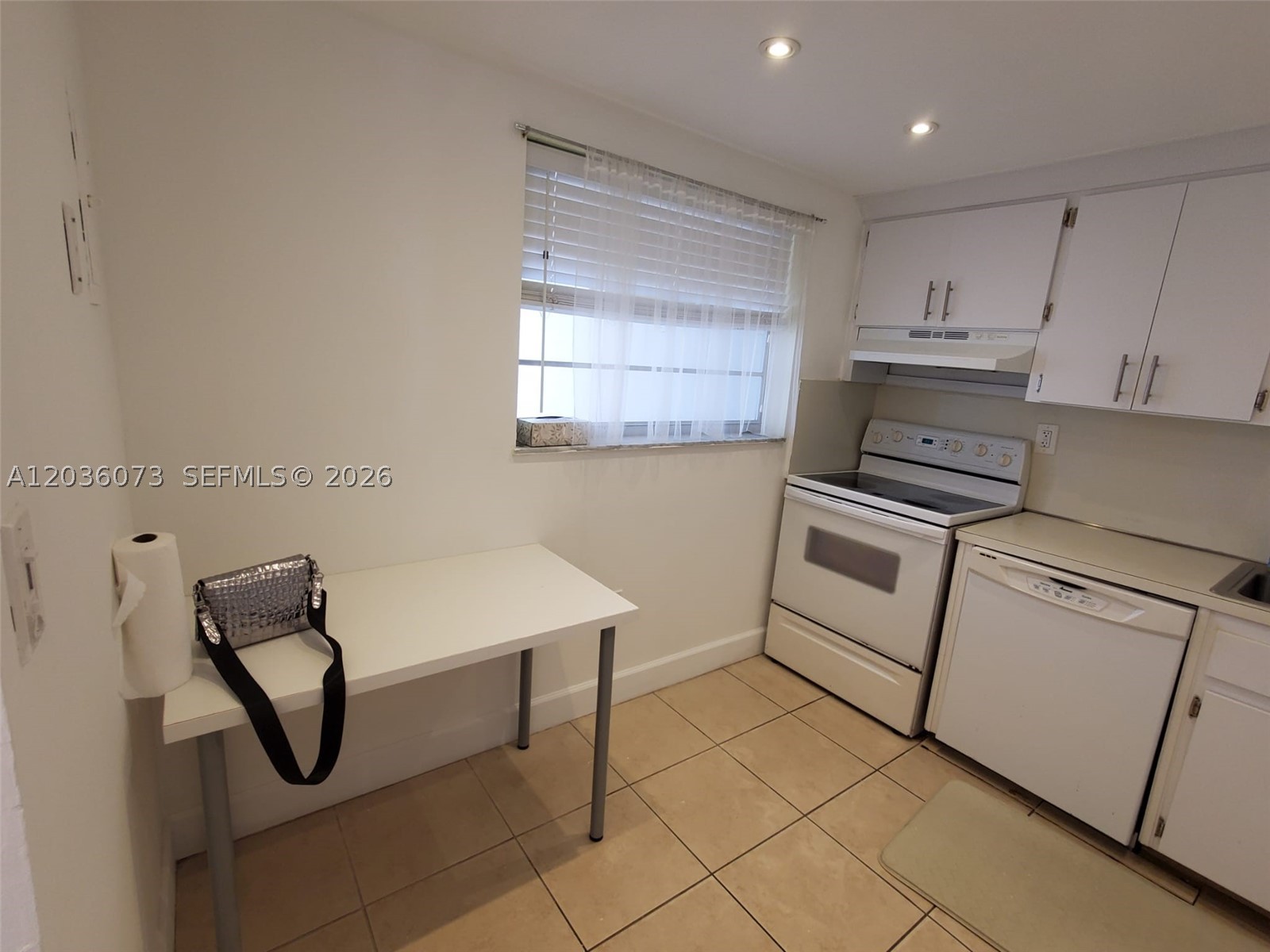WATERWAY PLAZA CONDO - Residential