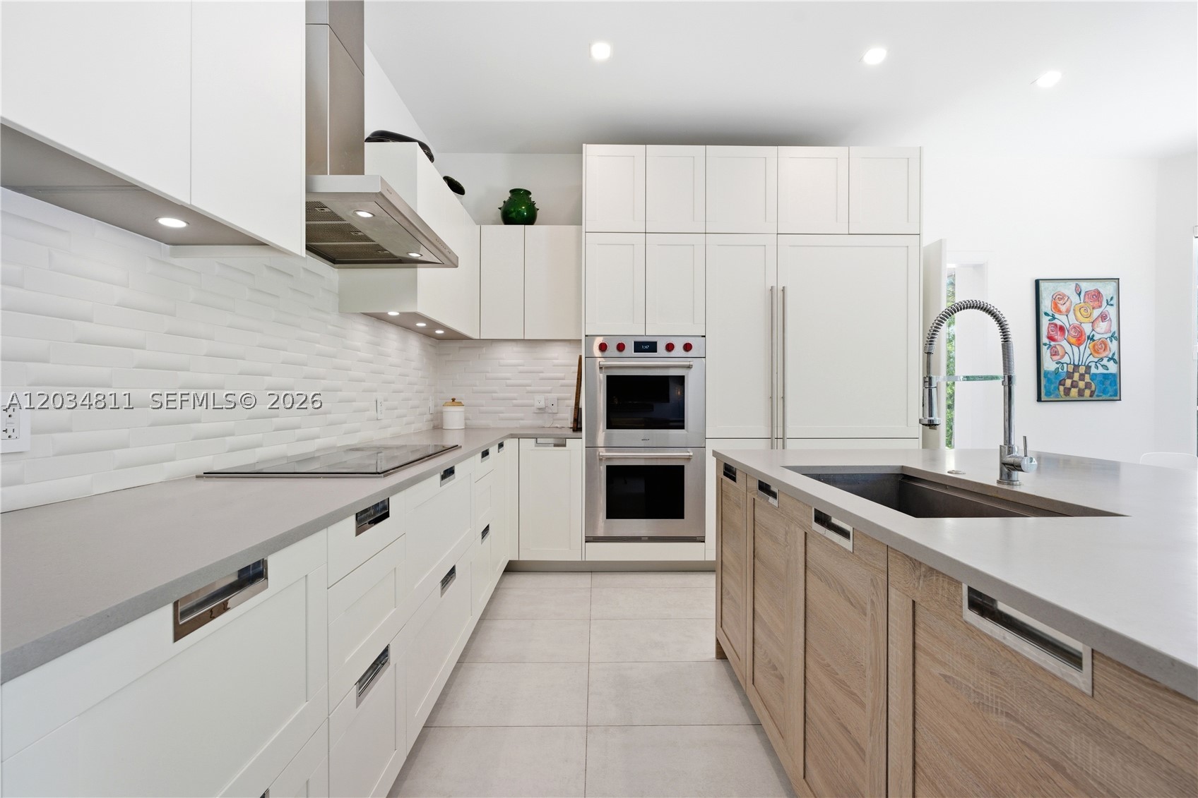 AVENTURA ESTATES - Residential