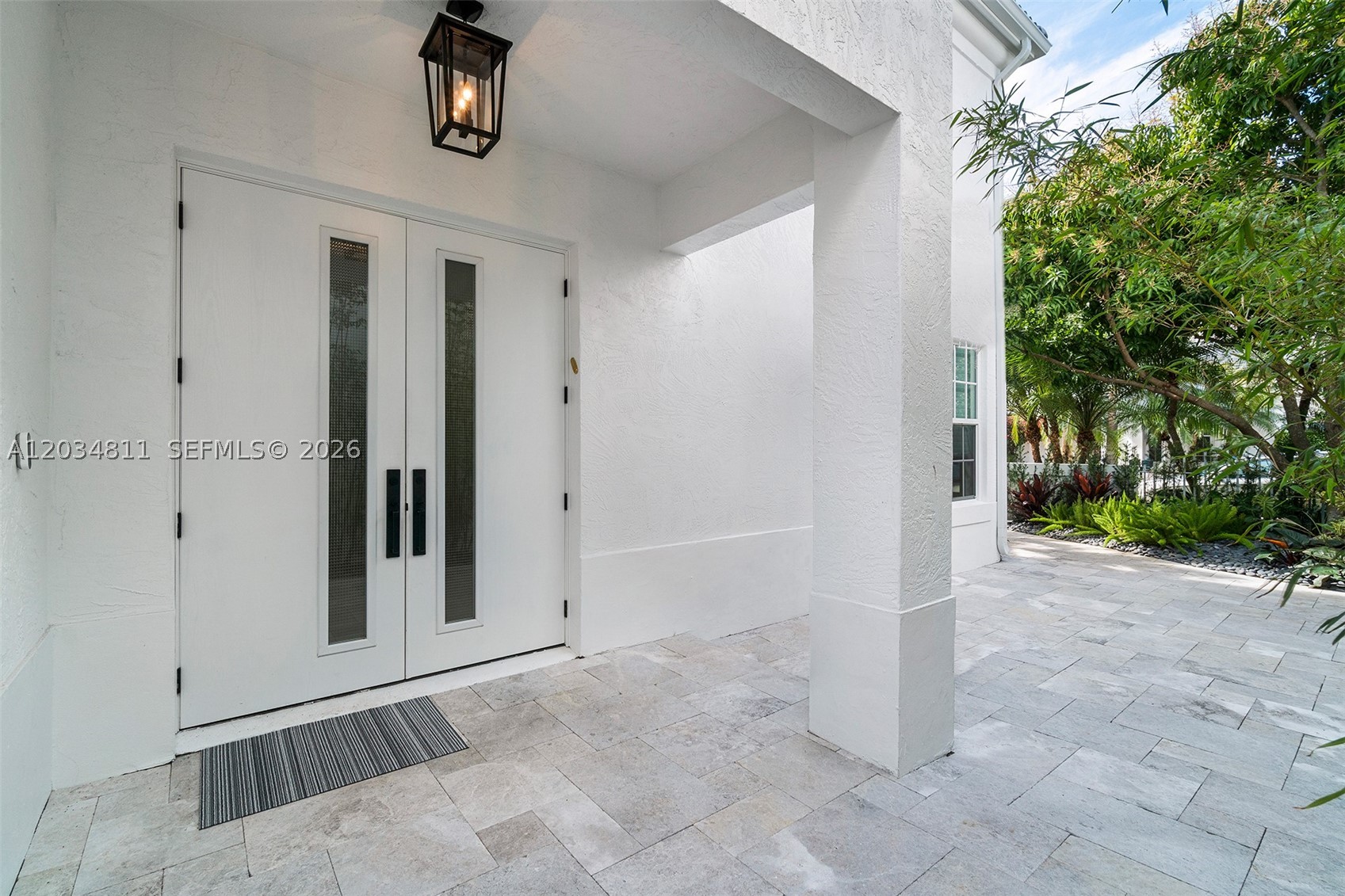 AVENTURA ESTATES - Residential