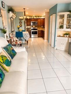 EVERGLADE LAND SALES CO - Residential