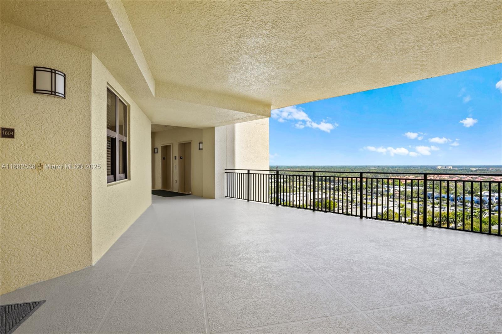 RIVA DEL LAGO - Residential
