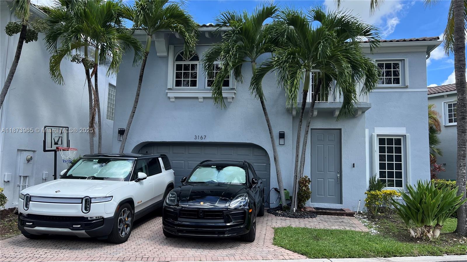 AVENTURA LAKES - PHASE II - Residential Lease