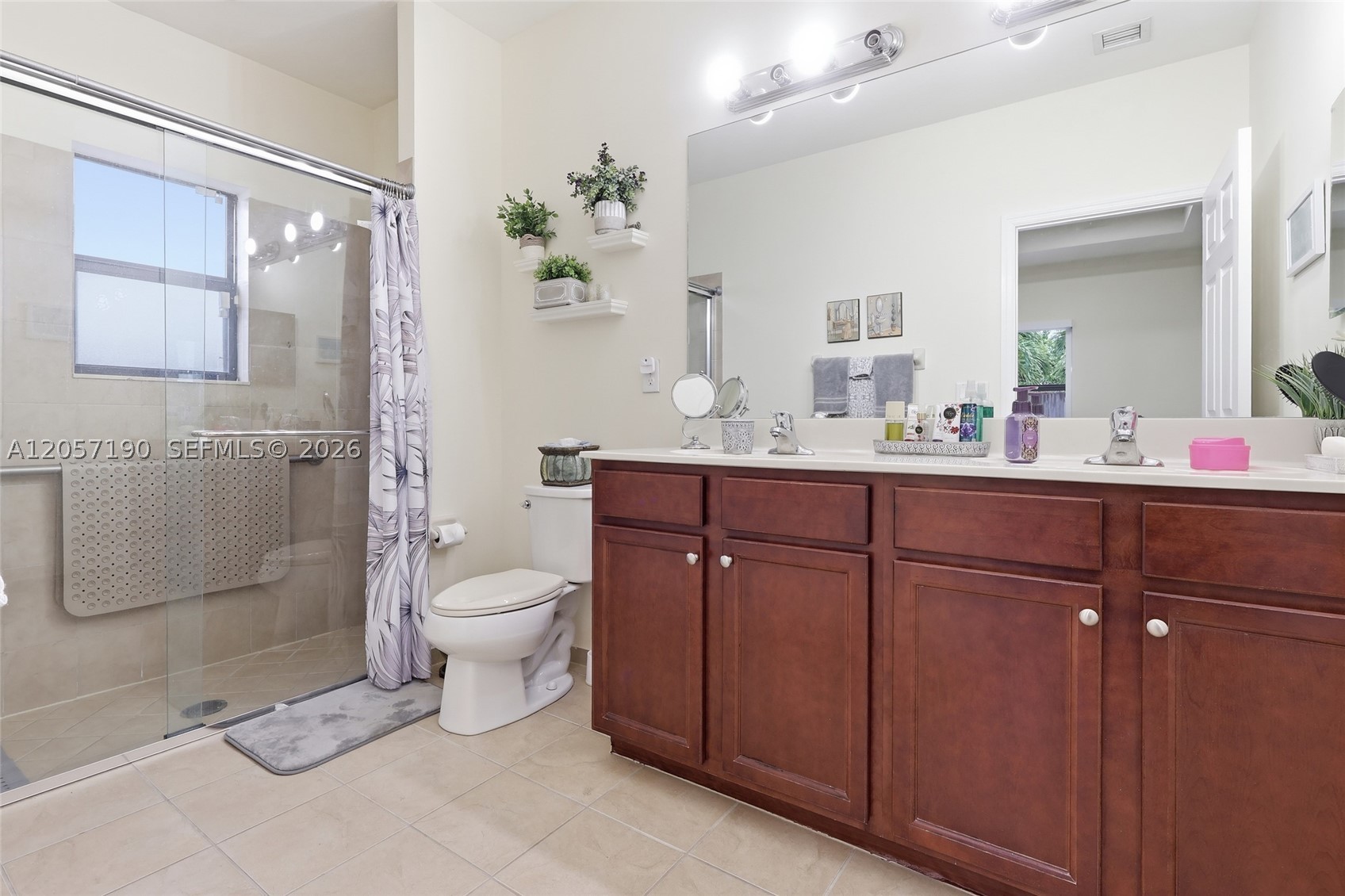 VENETIAN PARC WEST - Residential