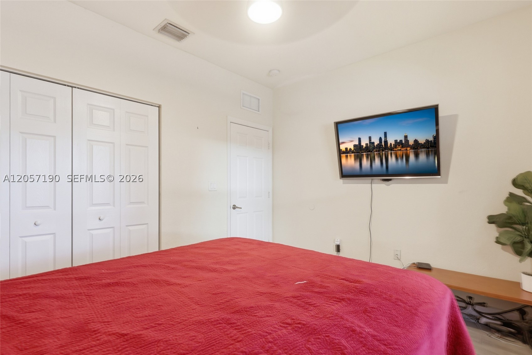 VENETIAN PARC WEST - Residential