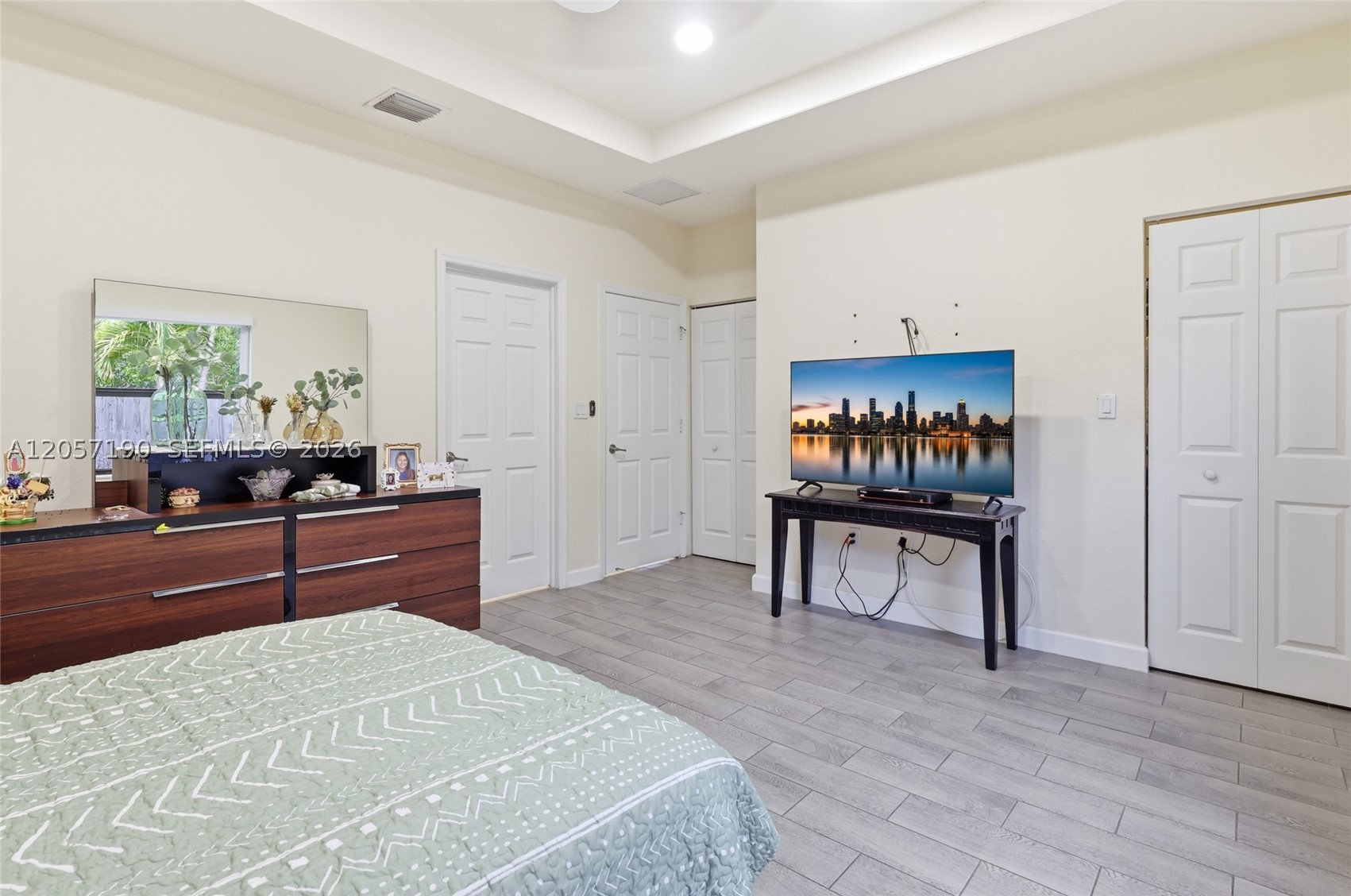VENETIAN PARC WEST - Residential