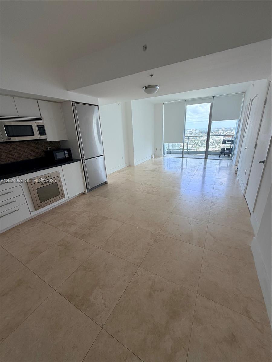 Stunning 1-bedroom residence on the 39th floor at Mint on the River featuring breathtaking unobstructed skyline and river views. This beautifully maintained unit offers elegant marble floors throughout, top-of-the-line appliances, and a modern open layout filled with natural light. Enjoy luxury living with resort-style amenities including pool, fitness center, spa, business center, valet, and 24-hour security. Prime Brickell location within walking distance to Brickell City Centre, restaurants, supermarkets, shopping, and entertainment. Just 15 minutes from Miami Beach and minutes from major highways and Downtown Miami.EASY TO SHOW