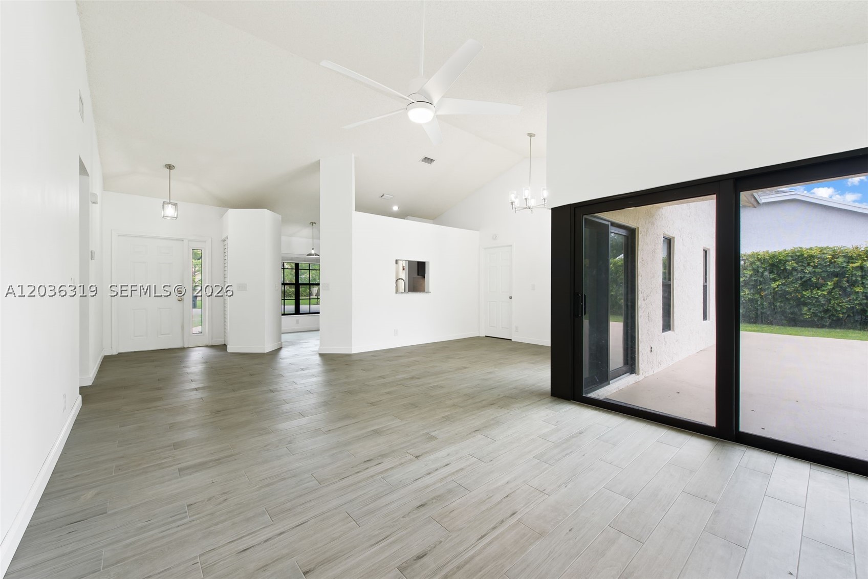 WINSTON PARK - Residential