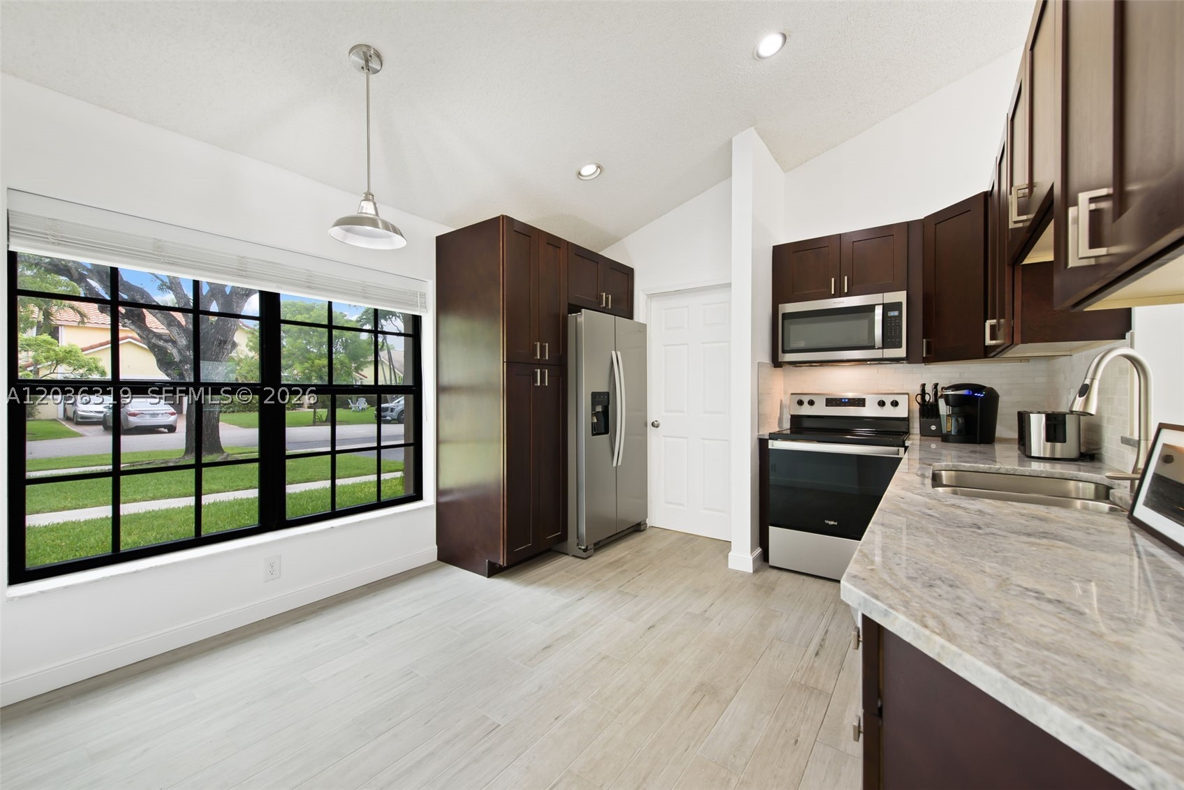 WINSTON PARK - Residential