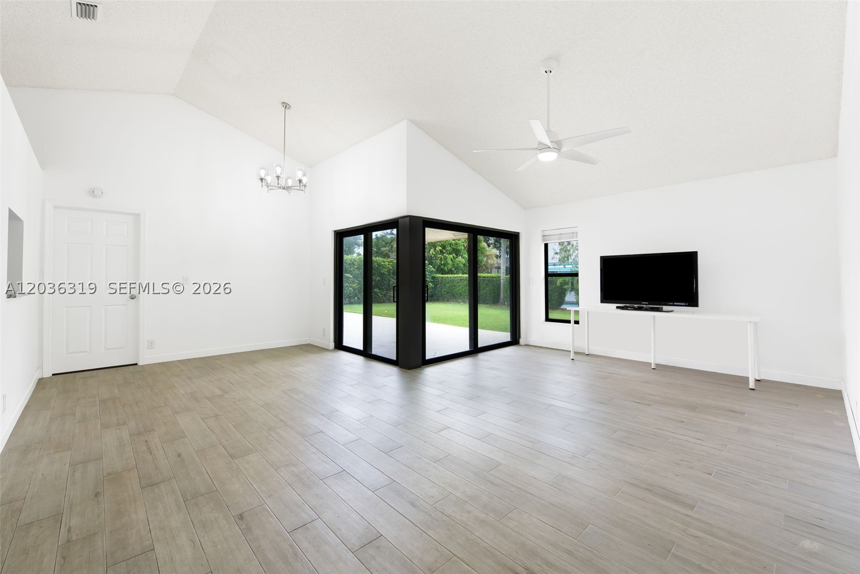 WINSTON PARK - Residential