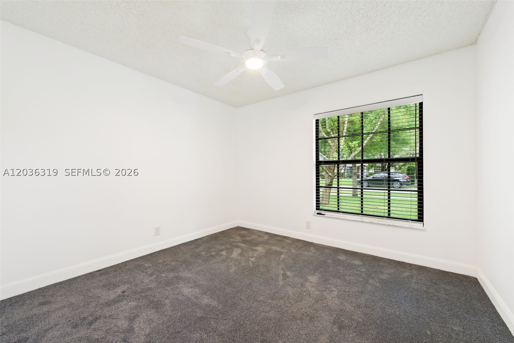 WINSTON PARK - Residential
