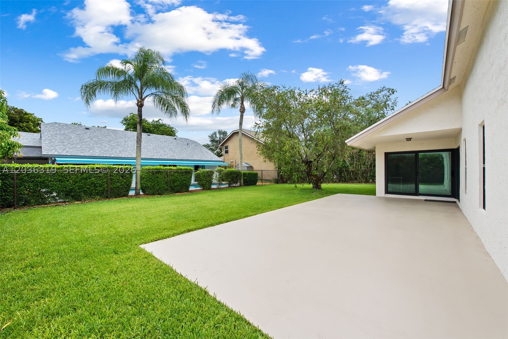 WINSTON PARK - Residential