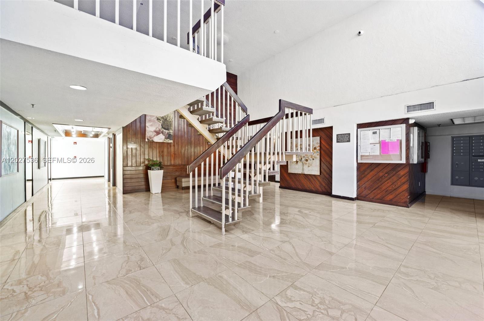 GREYNOLDS PARK CLUB CONDO - Residential