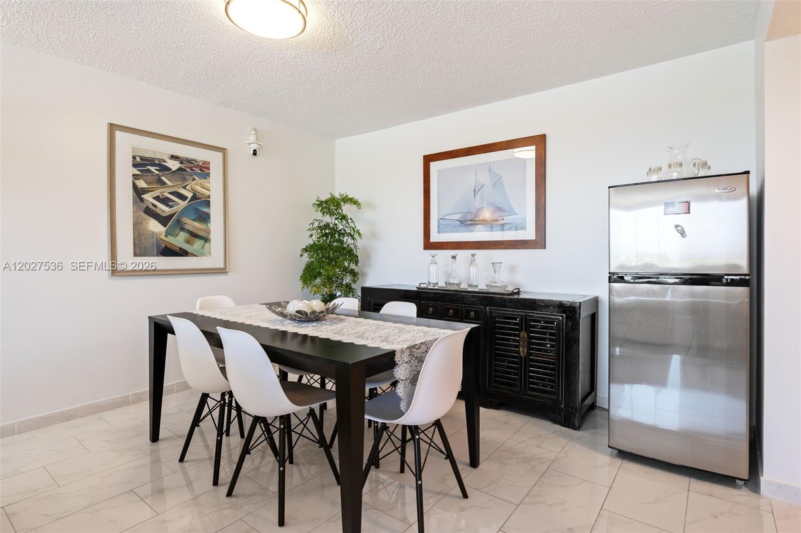 GREYNOLDS PARK CLUB CONDO - Residential