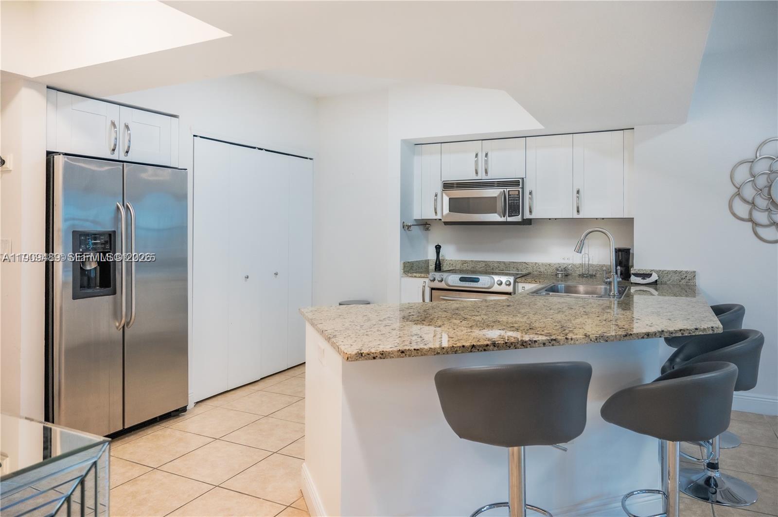 This elegant 2 bedroom, 2 bath residence offers 1,257 sq. ft, of open and bright living space featuring ceramic floors throughout, a modern open kitchen with stainless steel appliances and granite countertops, and custom California walk-in closets. Enjoy the convenience of an in-unit washer and dryer and covered parking located on the same floor. 
Turnberry Village is a five-star condominium offering resort-style amenities including a heated pool, full spa and sauna, large fitness center, barbecue area, billiard room, children’s play area, 24-hour concierge, valet, and security. Perfectly located adjacent to the Turnberry golf course, just minutes from Aventura Mall, fine dining, top-rated A schools, major highways, and the beaches.
Seller is highly motivated — bring your offers!