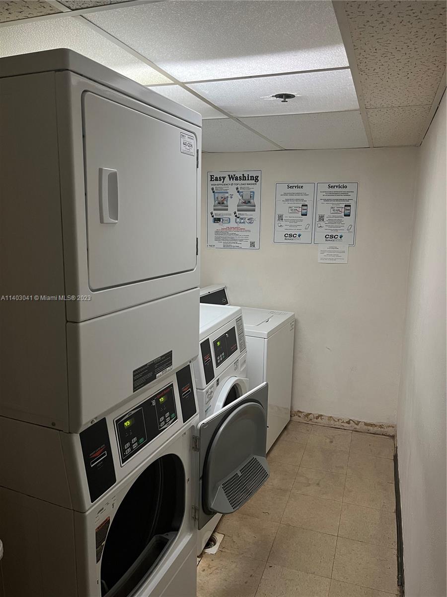 THE GRANDVIEW PALACE COND - Residential Lease