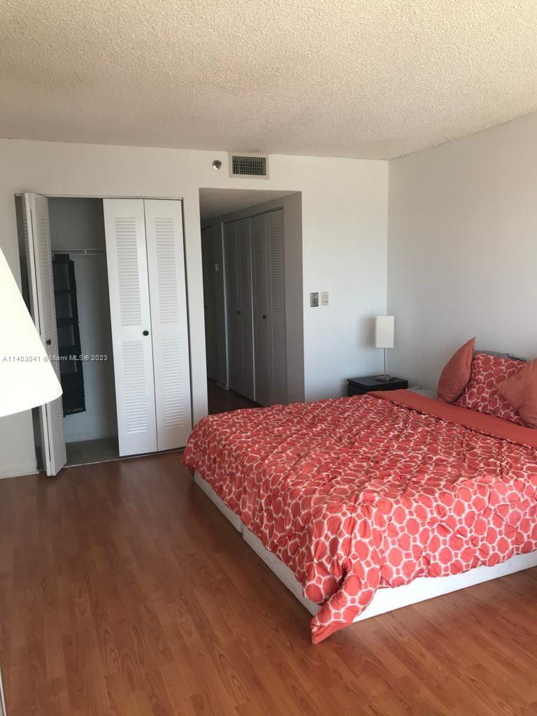 THE GRANDVIEW PALACE COND - Residential Lease