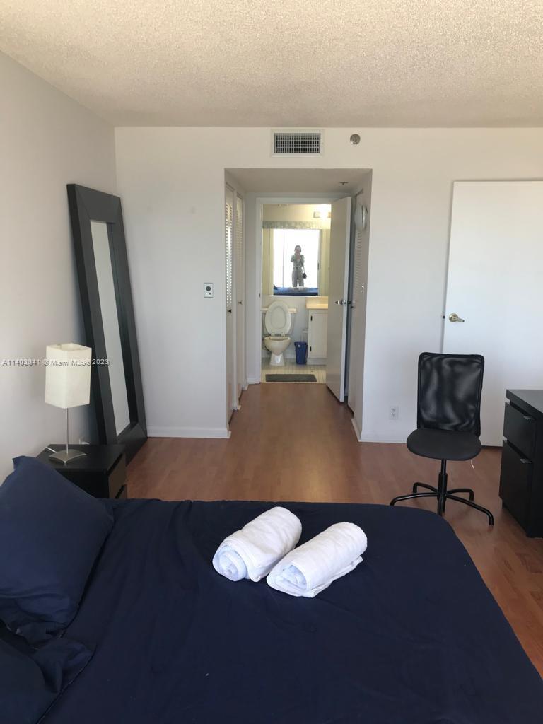 THE GRANDVIEW PALACE COND - Residential Lease