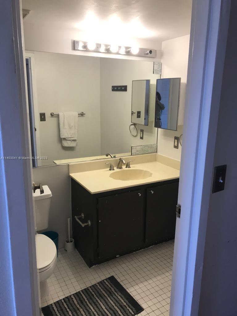 THE GRANDVIEW PALACE COND - Residential Lease
