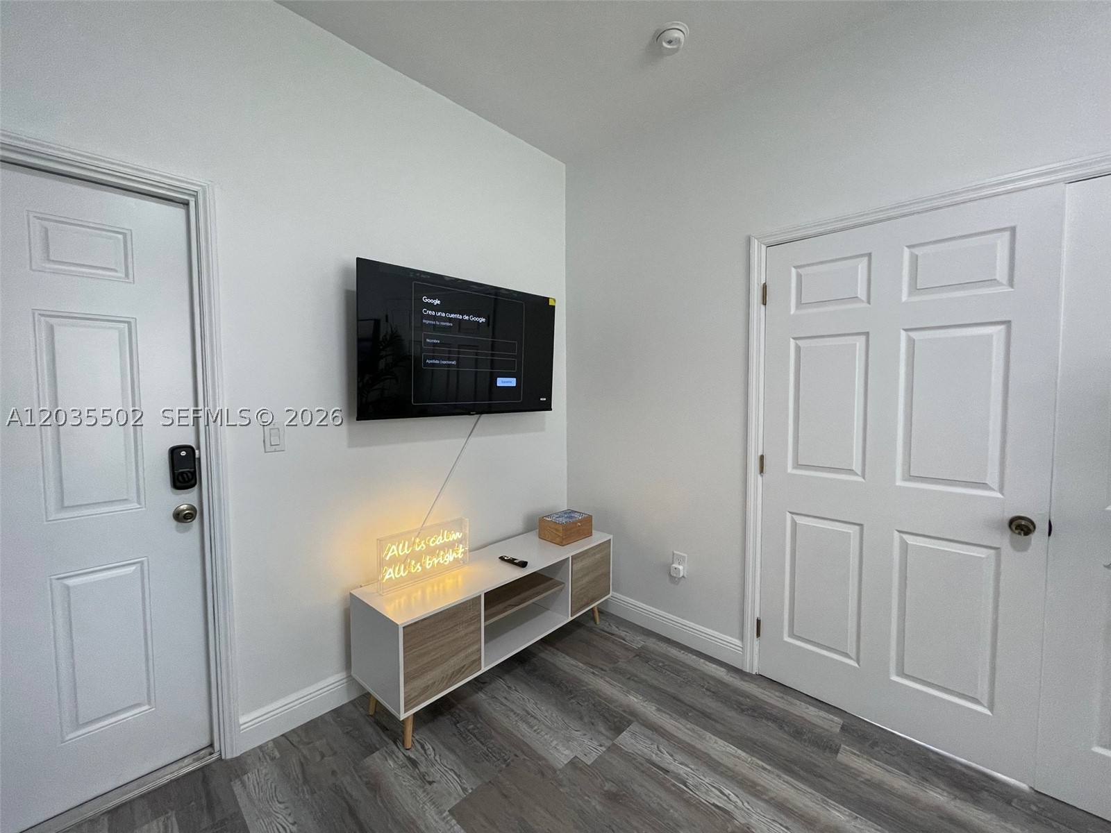 CORAL GABLES FLAGLER STRE - Residential Lease