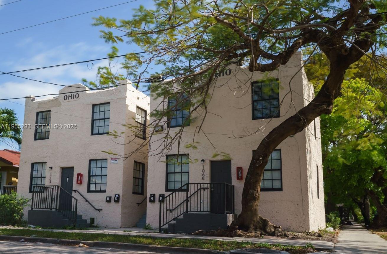 LAWRENCE ESTATE LAND CO - Residential Income