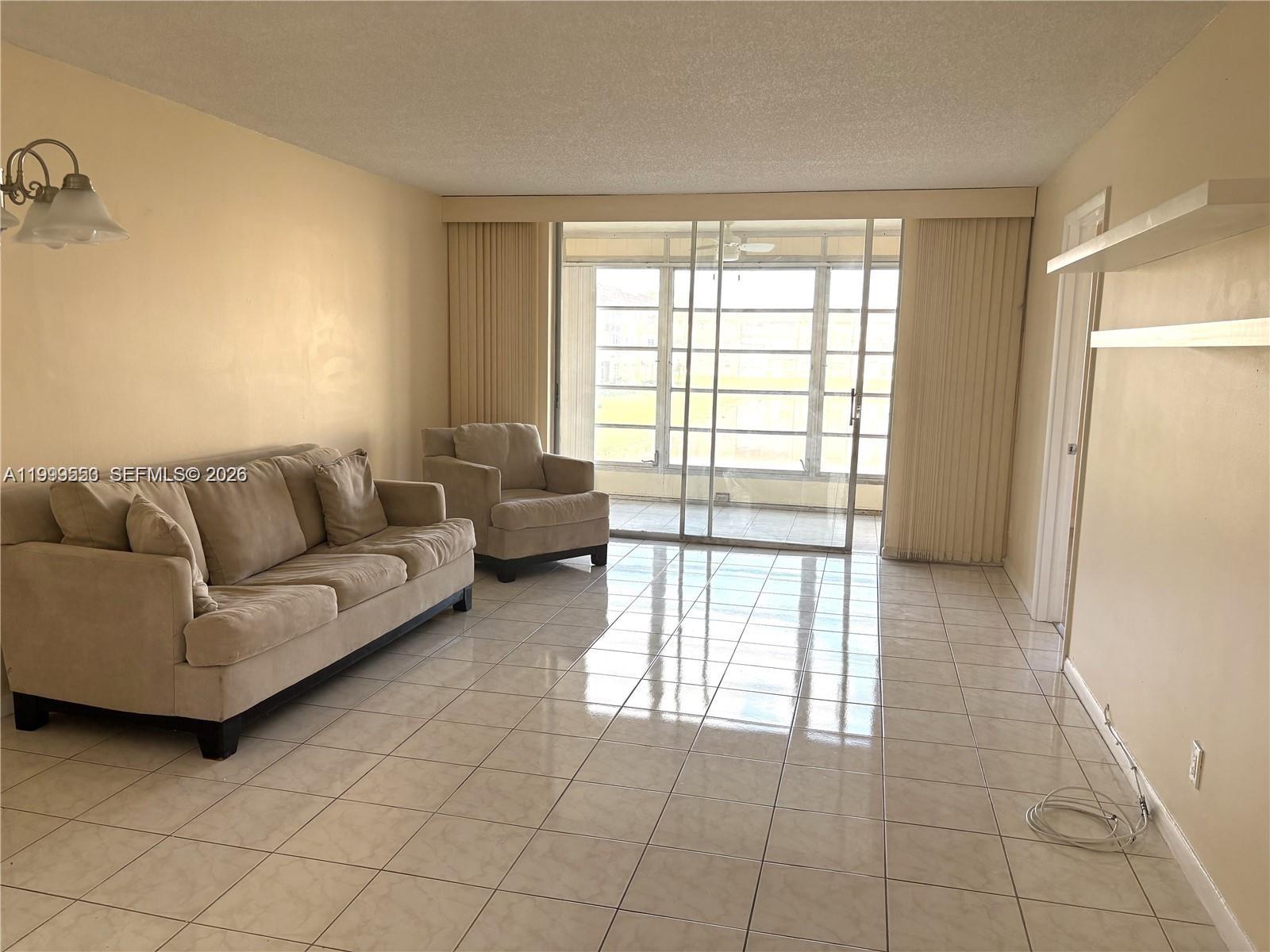 SUNRISE LAKES 82 CONDO - Residential
