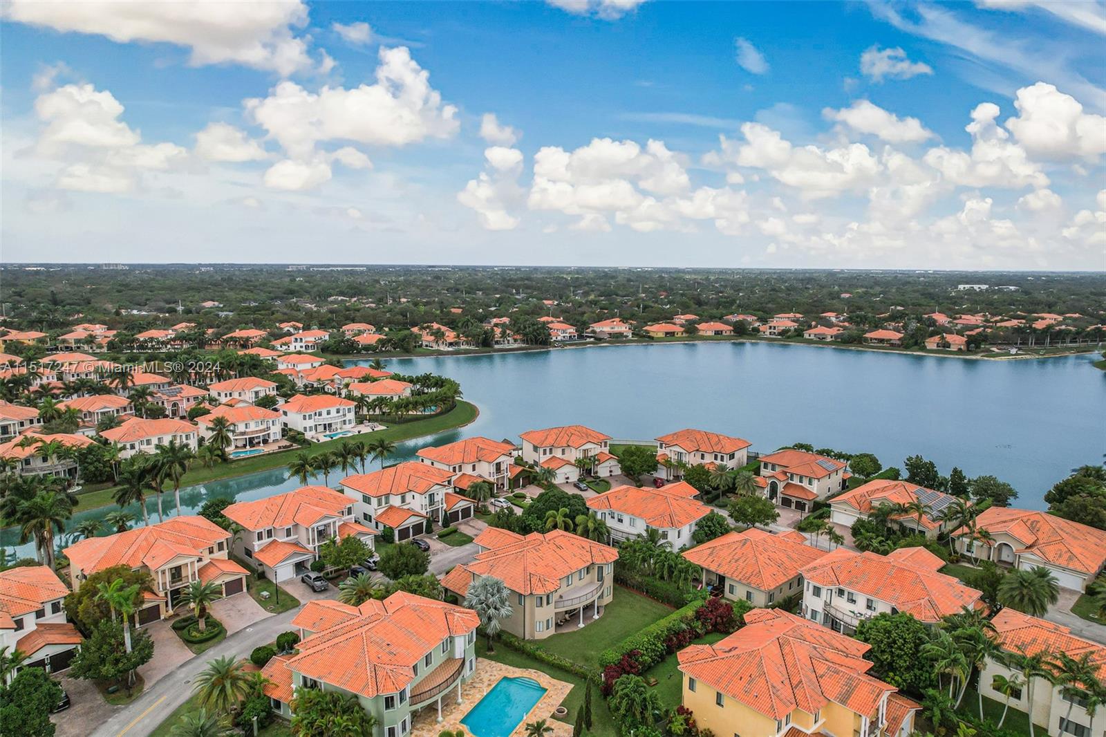CUTLER CAY - Residential