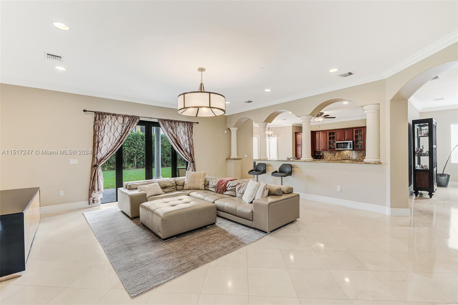 CUTLER CAY - Residential