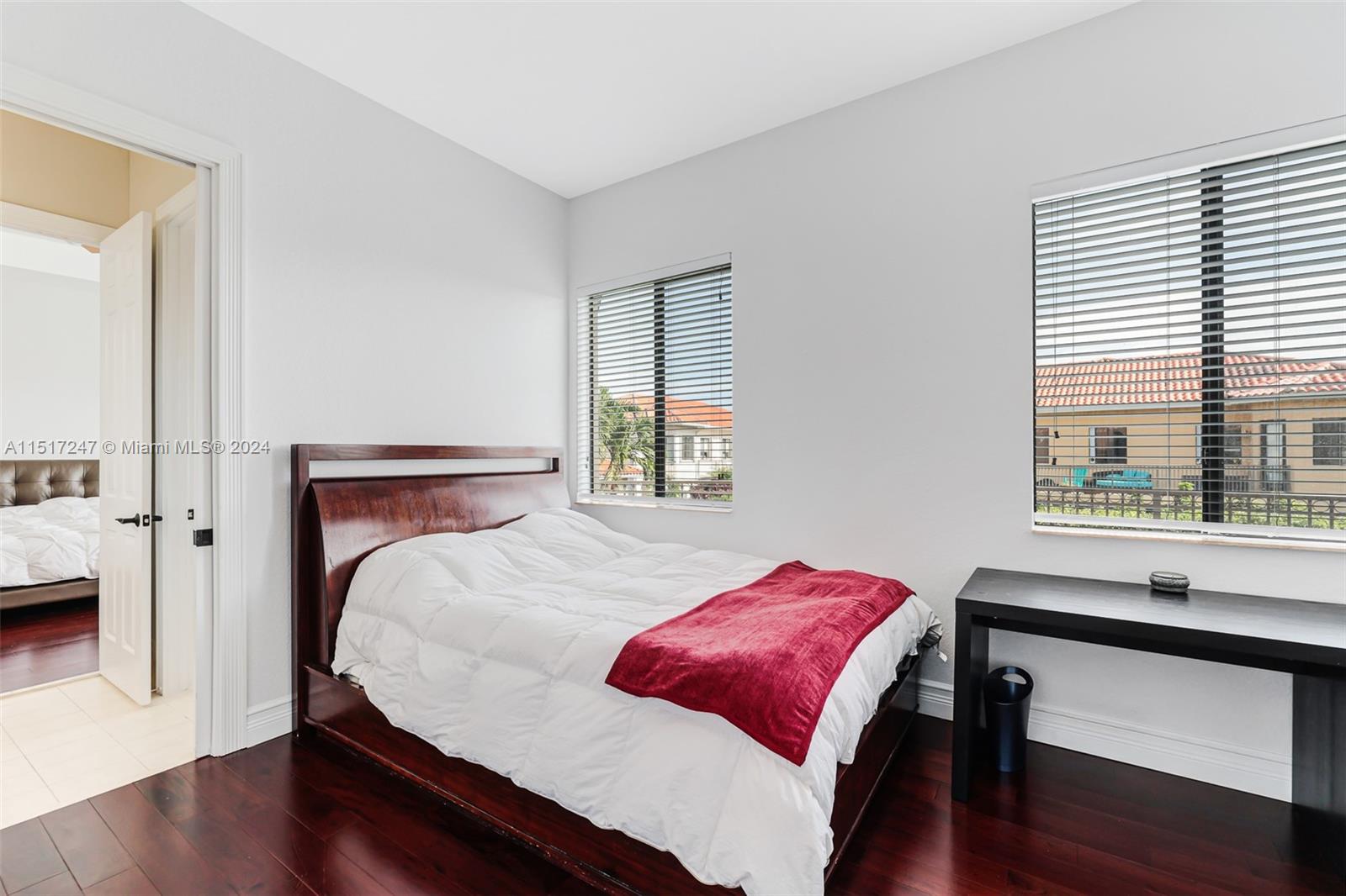 CUTLER CAY - Residential
