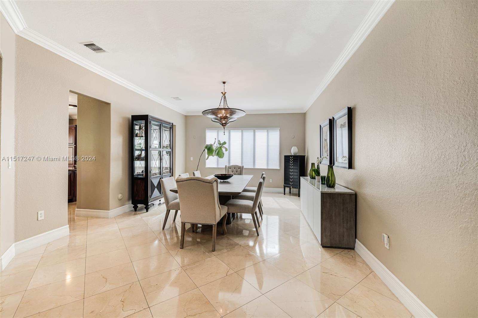 CUTLER CAY - Residential