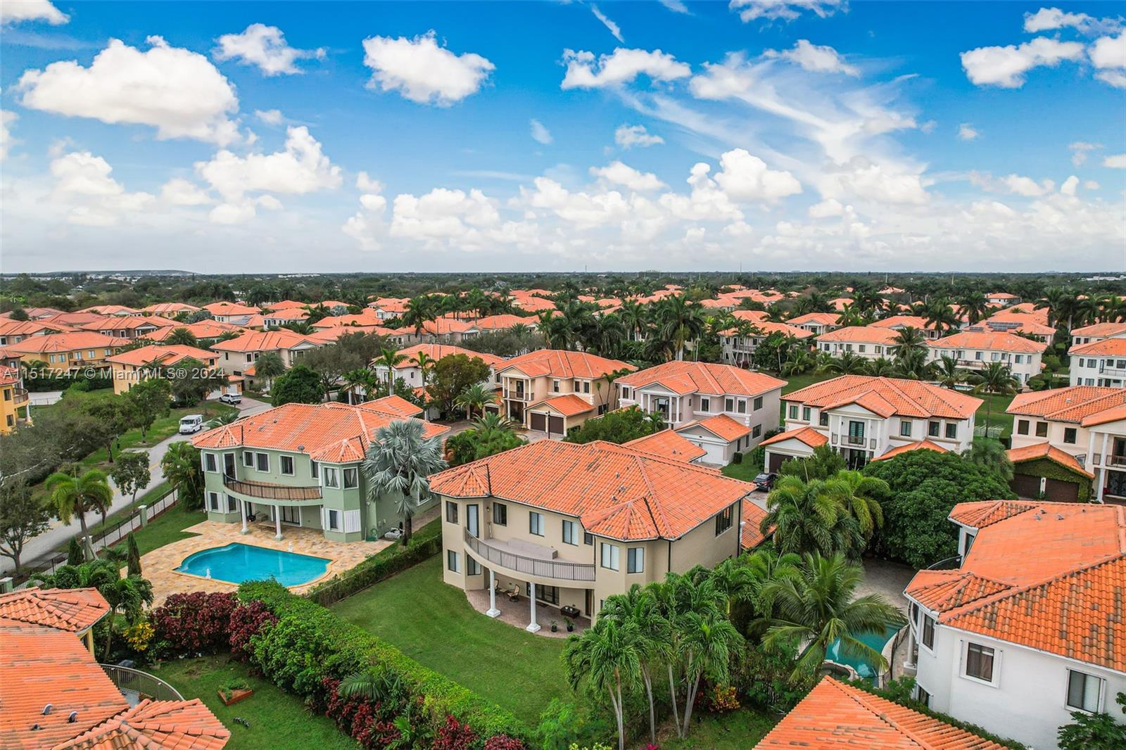 CUTLER CAY - Residential